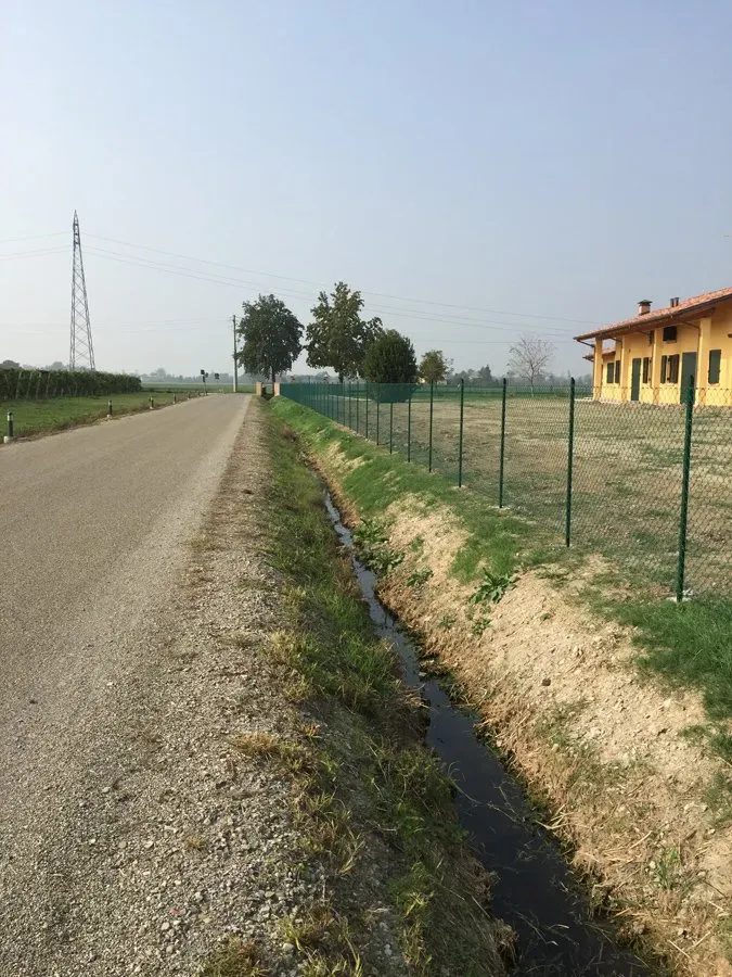 Lavoro di recinzione realizzato da Rabbi Recinzioni